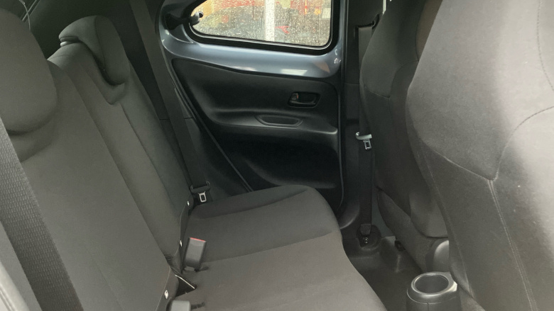 Toyota Aygo X 1.0 VVT-i Edge 5dr Petrol Hatchback